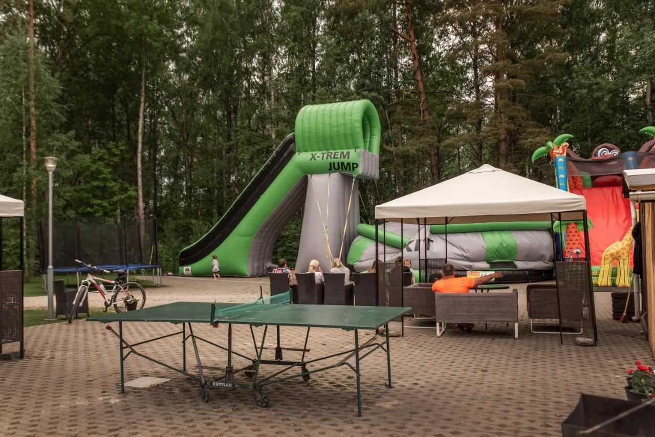 Camping & Camper Place Pasvalys エクステリア 写真