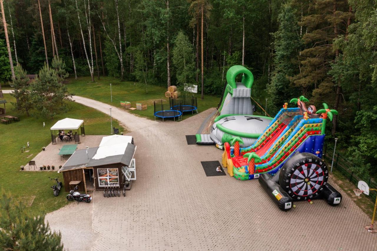 Camping & Camper Place Pasvalys エクステリア 写真