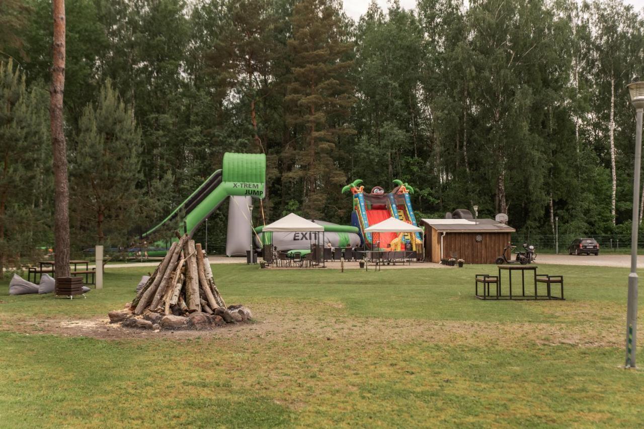 Camping & Camper Place Pasvalys エクステリア 写真