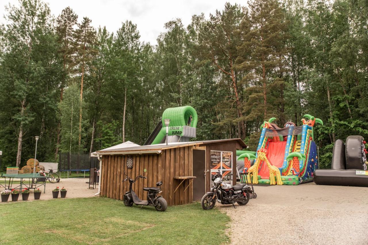 Camping & Camper Place Pasvalys エクステリア 写真